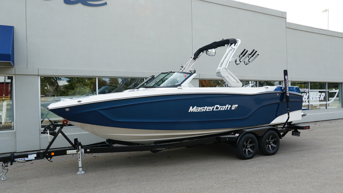 2022 MasterCraft XT24