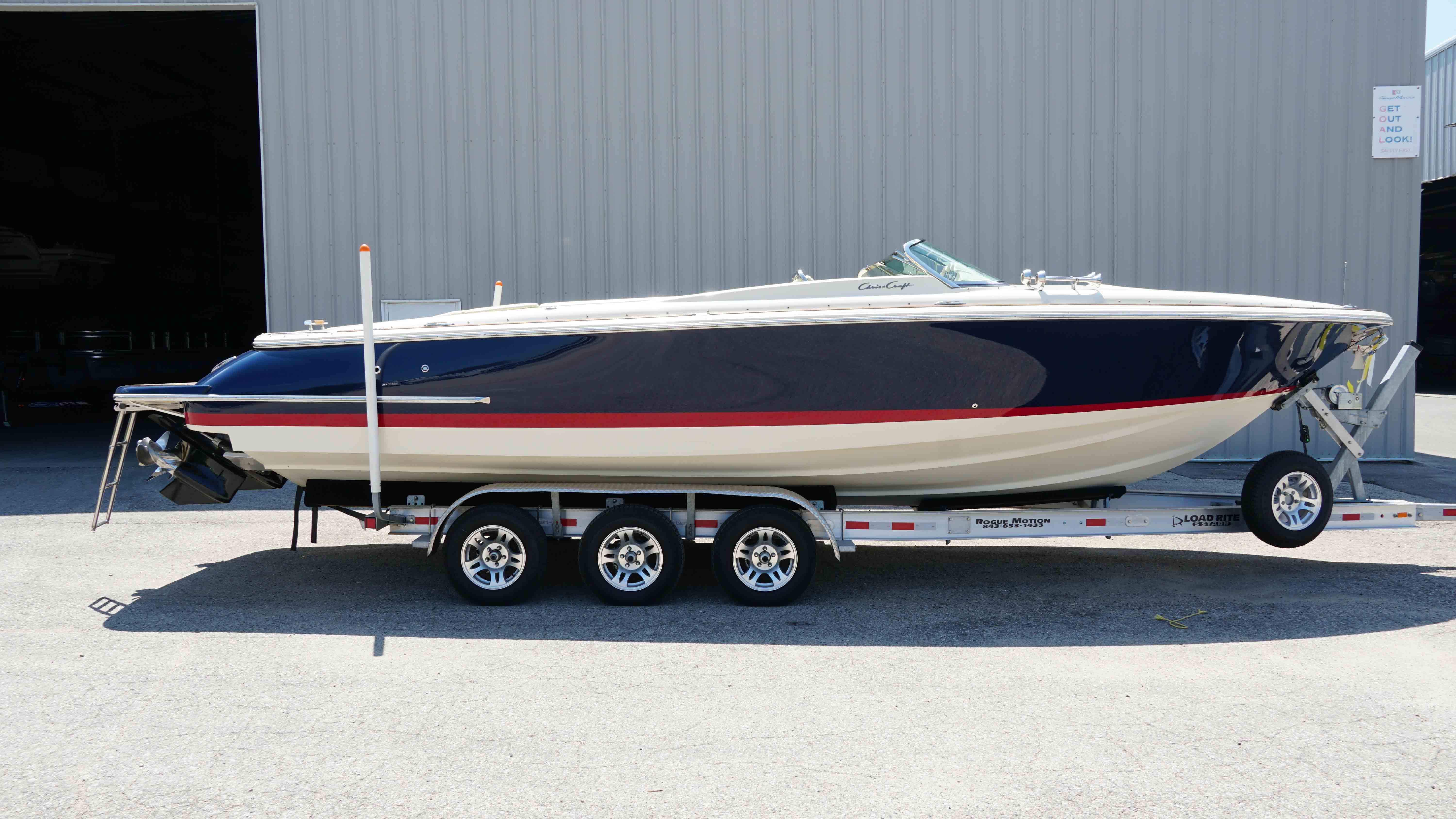 2014 Chris-Craft 28 Launch